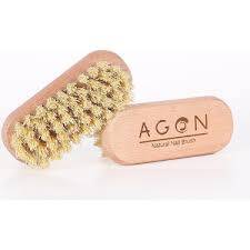 Brosse de soin des ongles en poils naturels avec manche en bois - 1
