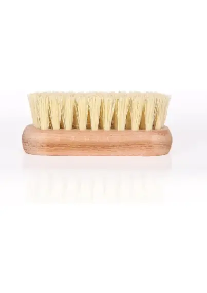 Brosse de soin des ongles en poils naturels avec manche en bois - 4